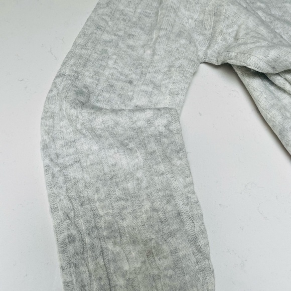 NWT 1.STATE Cable Knit Sweater Silver Heather Size L $99 Retail - Picture 4 of 12